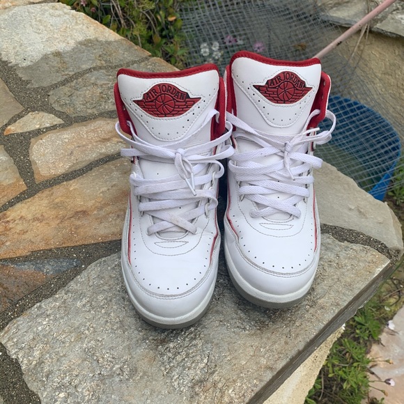 Jordan 2 - Picture 2 of 8